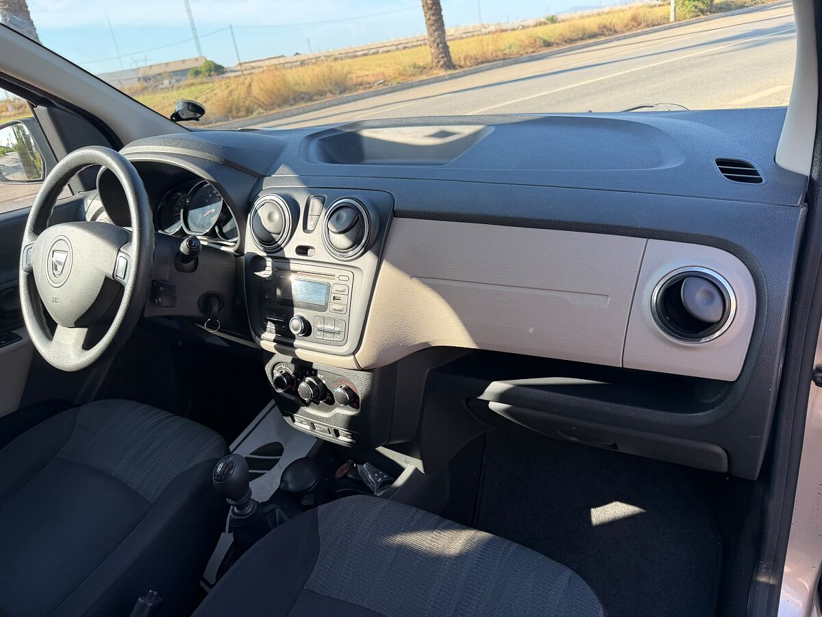 DACIA LODGY 1.5 DCI SPANISH LHD IN SPAIN ONLY 42000 MILES SUPERB 7 SEATS 2014